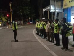 Koramil 0814-07/Kabuh Amankan Nataru Di Pos Pam Pintu Tol  Tembelang 