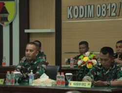Dandim 0812/Lamongan Pimpin Rapat Sosialisasi Kebijakan Panglima TNI Kepada Anggota Jajaran