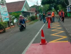 Dishub Pasang Marka ZoSS di 9 Lembaga Pendidikan 