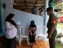 Babinsa Banjaragung Dampingi Layanan Posyandu Hingga Pemberian Vitamin Bagi Bumil