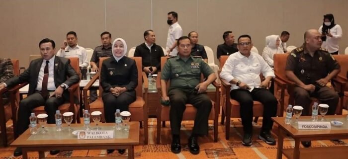 Panitia Pemilihan Kecamatan (PPK) Kota Palembang Resmi Dilantik Dan Diambil Sumpah Oleh Komisi Pemilihan Umum