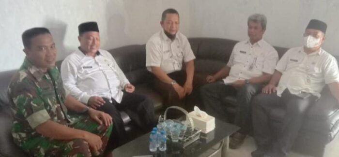 Jalin Silaturahmi, Kepala SMP N 2 Megaluh Beserta Staf Kunjungi Koramil