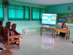 Babinsa Memberikan Materi Tangkal Kenakalan Remaja di SMA Wahid Hasyim Gudo 