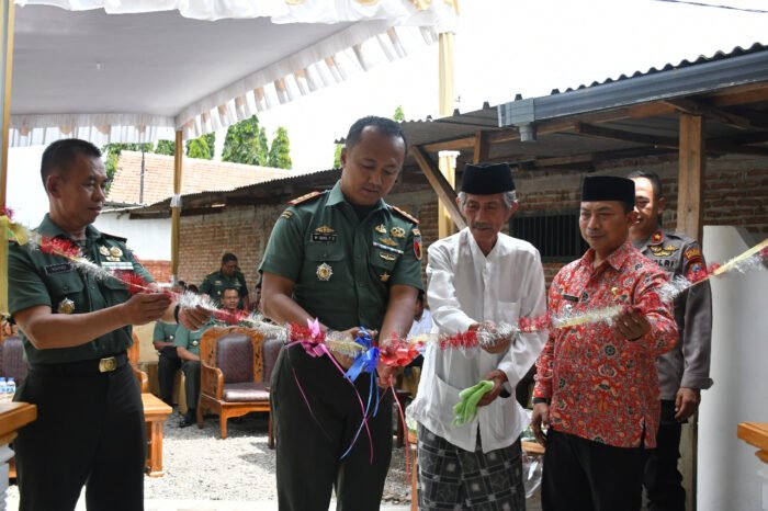 Dandim 0815/Mojokerto Resmikan Mushola Koramil 0815 /02 Trowulan