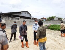 Sinkronisasi Data, Tim Auditor Inspektorat Jenderal Tinjau Langsung Proyek Pagar Keliling