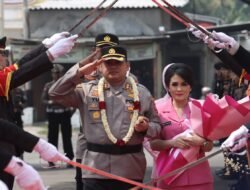 Polres Mojokerto Gelar Upacara Farewell Parade, Sertijab Kapolres Mojokerto