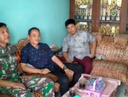 Babinsa Masuk sekolah, Babinsa Koramil 0814/11 Sumobito Melaksanakan Komsos Dengan Guru SD 