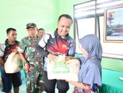 Kodim 0815/Mojokerto Bagikan 150 Paket Sembako