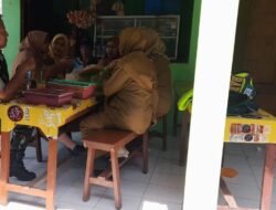 Jalin Tali Silaturahmi Babinsa Pagertanjung Komsos Dengan Guru