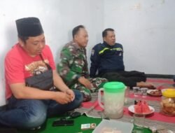 Bincang Santai, Jaga Hubungan Baik Babinsa Koramil 13/Peterongan Laksanakan Komsos dengan Warga Binaan