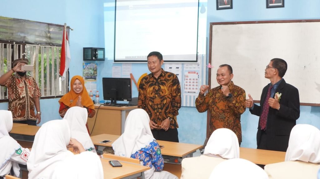 Dinas Pendidikan Siapkan Digital School Di Saat Diesnatalis Ke-60, SMPN 1 Babat