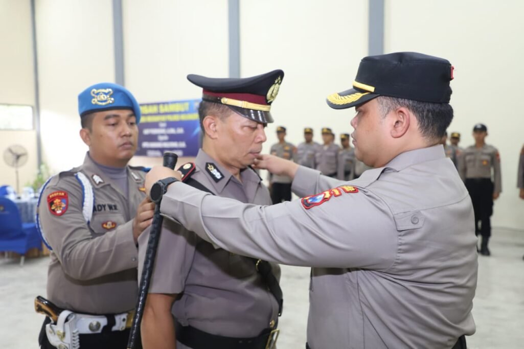 Rotasi Jabatan, Kapolres Mojokerto Pimpin Sertijab Kapolsek Mojoanyar