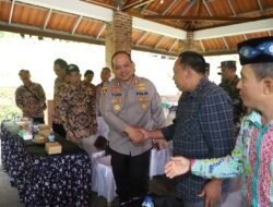 Kapolres Mojokerto Duduk Bareng Mitra Kamtibmas Dalam Giat Jum’at Curhat