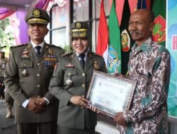 Dinas Komunikasi dan Informatika Kabupaten Mojokerto HUT SATPOL PP KE-73, BUPATI IKFINA : LAKSANAKAN TUGAS DENGAN IKHLAS, PROFESIONAL DAN HUMANIS Informasi
