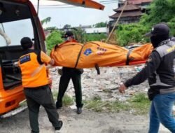 Pemulung Tewas Di Rumah Kosong, Tubuhnya Busuk Keluar Belatung