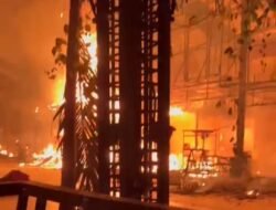 Wisata Edukasi Kampung Coklat Terbakar di Blitar