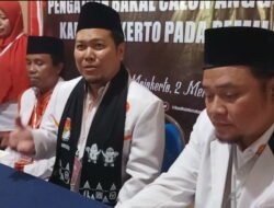 Targetkan 8 Kursi, PKS Pasang Kaum Milenial Saat Daftarkan Bakal Calon Legislatif di KPU