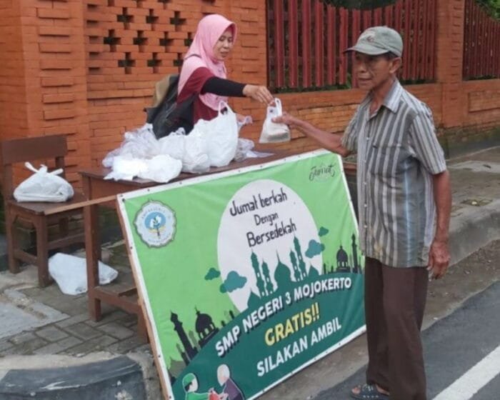 Jum’at Berkah diterapkan di SMP 3 Kota Mojokerto