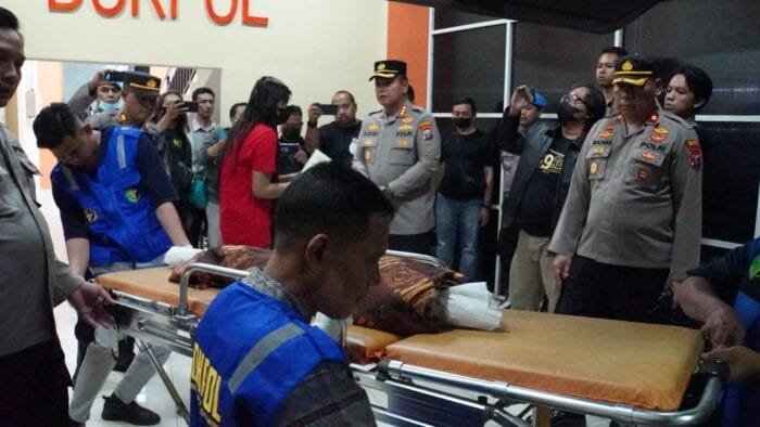 Balita Korban Penganiayaan di Sukodono, Dipertemukan Ibu Kandung dan Dimakamkan