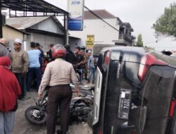 Satlantas Polres Malang Gerak Cepat Olah TKP Pasca Insiden Laka Lantas Di Bululawang 