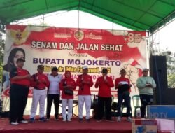 Ramaikan Semarak HUT RI -78, Kecamatan Mojosari Mengadakan Acara Senam , Jalan Sehat Dan Undian Berhadiah