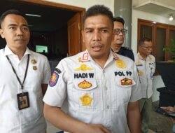 Berantas Rokok Ilegal, Satpol PP Provinsi Jatim Lakukan Sosialisasi Tentang Cukai di Mojokerto