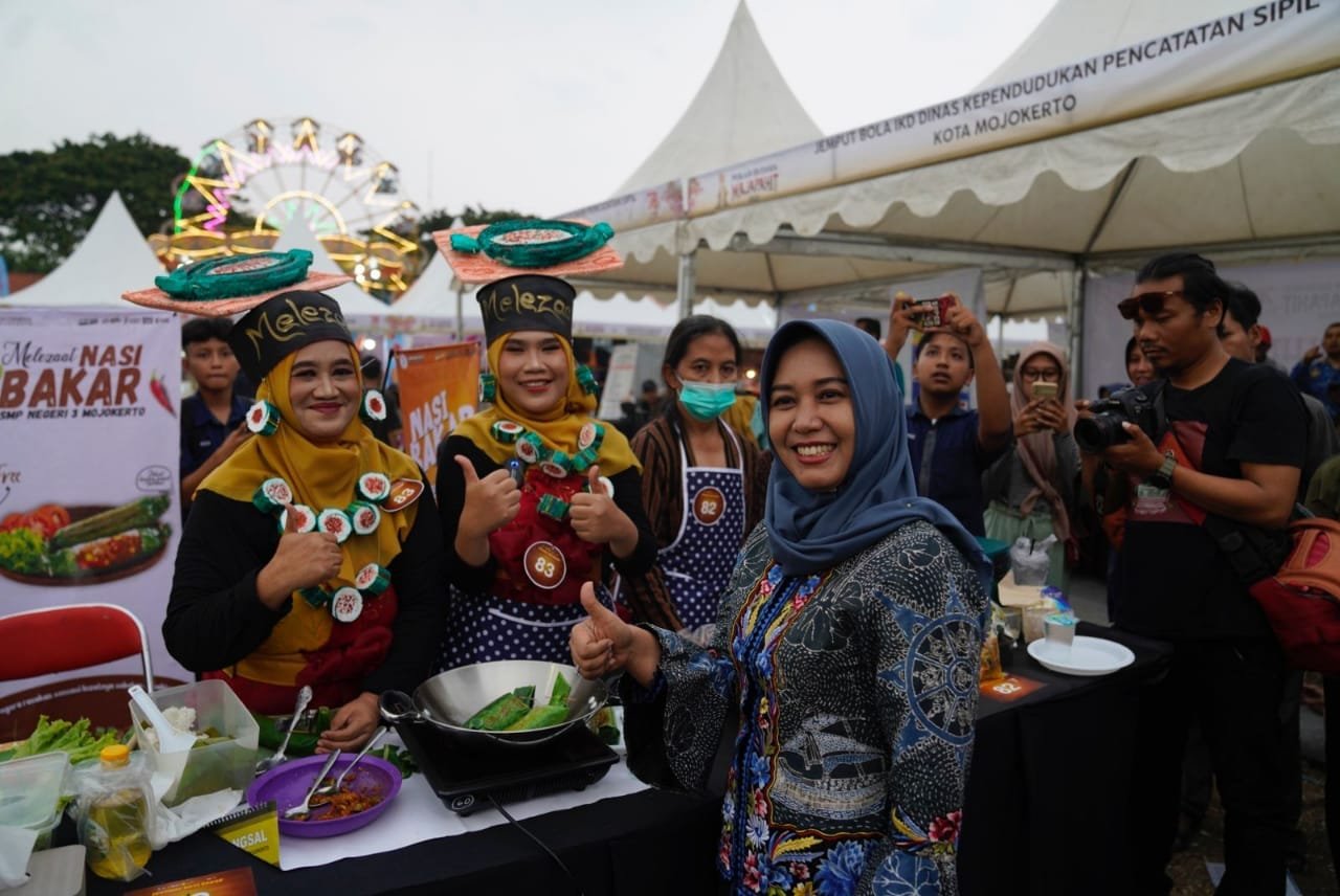 Semarakkan Pekan Budaya Majapahit 2023,Gelar Lomba Festival Nasi Bakar ...