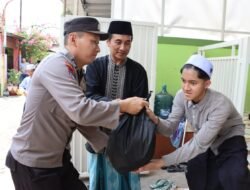 Polri Peduli, Polresta Mojokerto Gelar Baksos di Ponpes