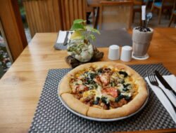 Aston Mojokerto, Sajikan Pizza Rendang Perpaduan Kuliner Mancanegara Penuh Cita Rasa Nusantara