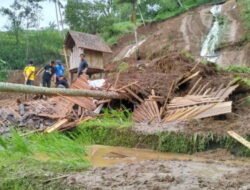 Menginap di Villa, Dua WNA Tewas Tertimbun Longsor