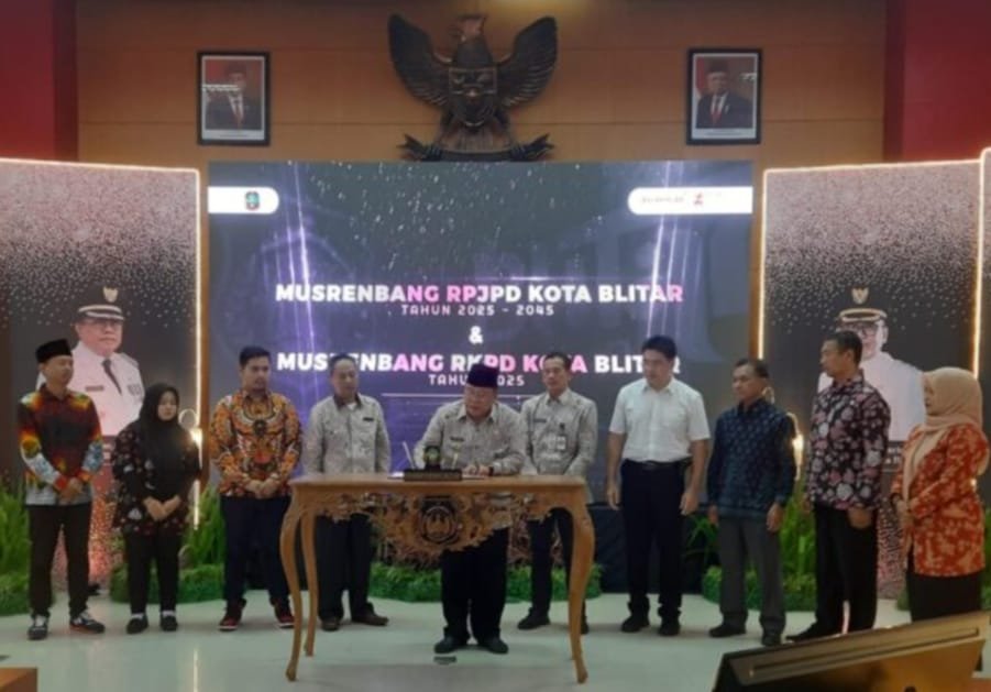 Wali Kota Blitar Buka Musrenbang RPJPD Tahun 2025-2045 Dan Musrenbang ...