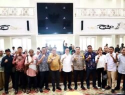 Pj.walikota Palembang Drs.H.Ratu Dewa Pimpin Rapat Revitalisasi Pasar 16 llir 