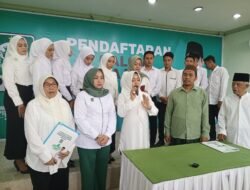 Merasa Belum Tuntas Membangun, Ikfina Fahmawati Kembali Daftar Bakal Calon Bupati Mojokerto Periode 2024-2029 di Kantor PKB