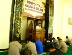 Polres Gresik Adakan Binrhotal Bersama Ustadz Awaluddin