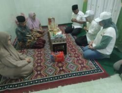 Lebih Dekat Dengan Warganya, Paslon Vinanda-Gus Qowim Blusukan di Kelurahan Tamanan