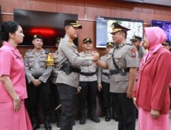 Mutasi Jabatan, Kapolres Jombang Pimpin Sertijab Kabagren dan Kapolsek Sumobito