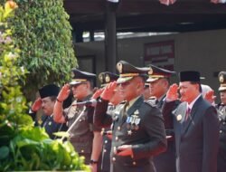 Dandim 0808/Blitar Pimpin Upacara Ziarah Peringatan Hari Pahlawan Ke-79 Di Makam Bung Karno