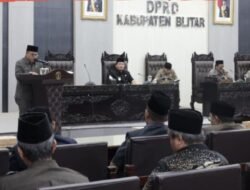 Penyampaian Pandangan Umum Fraksi-fraksi atas Rancangan Peraturan Daerah tentang APBD Tahun 2025