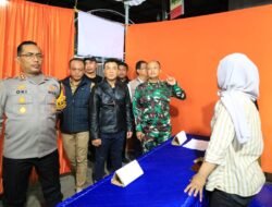 Cek Kesiapan Pencoblosan, Pj Walikota Taufik Pantau Sejumlah TPS di Kota Probolinggo
