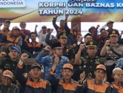 Peduli Wong Cilik, Mas Pj Ali Kuncoro dan Forkopimda Makan Bareng Bersama Tukang Becak dan Tukang Parkir