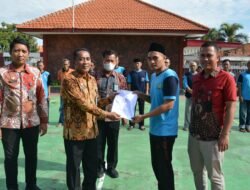 Penuhi Hak Warga Binaan, Lapas Lamongan Bagikan Perlengkapan Mandi dan Baju Taqwa