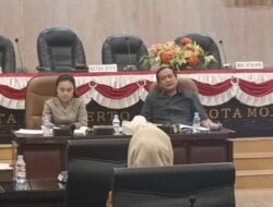 Rapat Sinkronisasi dan Harmonisasi Tentang 3 Raperda Dibahas Bersama Kemenkum HAM dan Tenaga Ahli