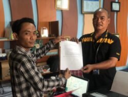 Tak Mau Ketinggalan, Wartawan Harian Bangsa Rochmat Syaiful Aris Maju Daftar Calon Ketua PWI Mojokerto