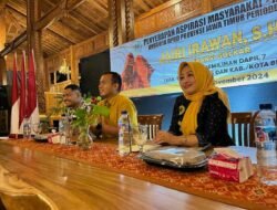Terima Aspirasi Warga Blitar, Wakil Ketua Komisi E Usulkan Hapus Zonasi SMK
