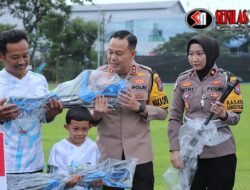 Polresta Malang Kota Dukung Pemain Sepak Bola Amputasi Indonesia Malang Berupa Tali Asih Elbow Crutch