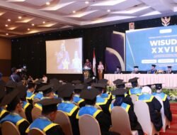 Suasana Haru & Orasi Ilmiah tentang AI yang Sangat Menarik di Acara Wisuda XVIII Stikosa AWS