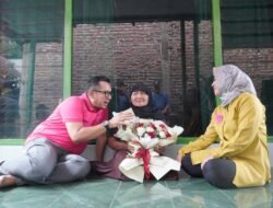 Spesial Hari Ibu, Pemkot Mojokerto Berikan Kejutan Manis untuk Ibu-Ibu Lansia