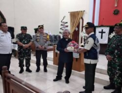 Jajaran Kodim 0808 Bersama Dengan Polres Blitar Sinergi Laksanakan Pengamanan Ibadah Natal