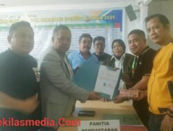 Didukung 90 Persen Cabor, Anton Nurdin Kembali Berkas Pencalonan Ketua Umum KONI Kota Palembang