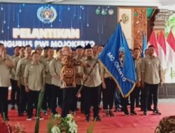 Penuh Khidmad, PWI Mojokerto Raya Masa Bhakti 2004-2027 Dilantik